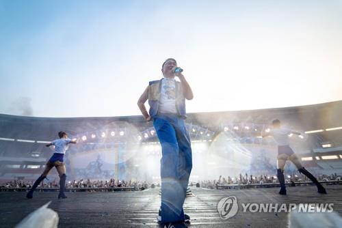 싸이 '흠뻑쇼'